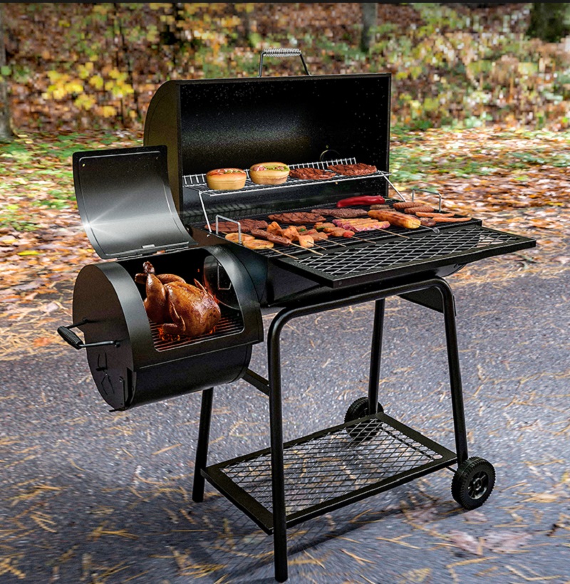 Bếp nướng than là lựa chọn lý tưởng cho những buổi nướng BBQ ngoài trời. Bếp thiết kế chắc chắn, giữ nhiệt tốt, lửa cháy đều giúp món ăn thơm ngon hơn. Phù hợp dùng tại gia đình, quán ăn, hoặc mang theo khi cắm trại, picnic.